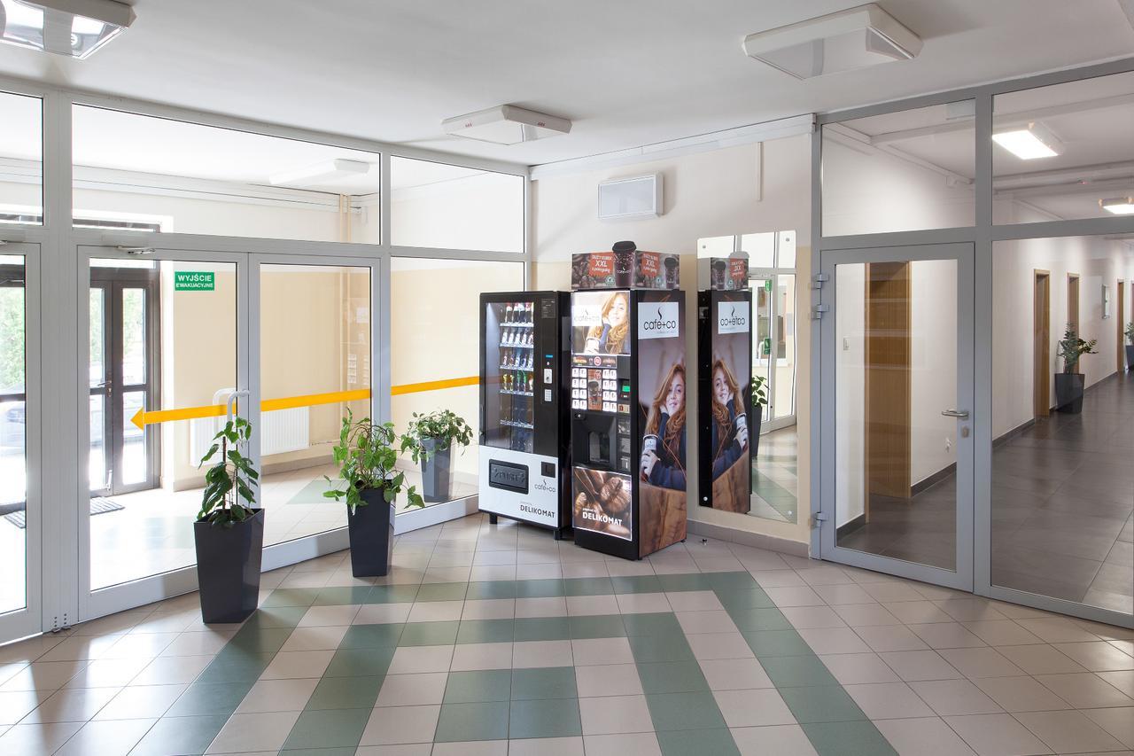 Dom Studenta Nr 1 Ans W Koninie Hostel Konin  Ngoại thất bức ảnh